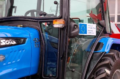 IOM-DONACIJA TRAKTORA 